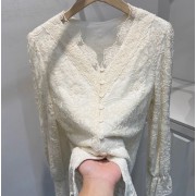 設計感V領刺繡喇叭袖蕾絲衫開衫女
